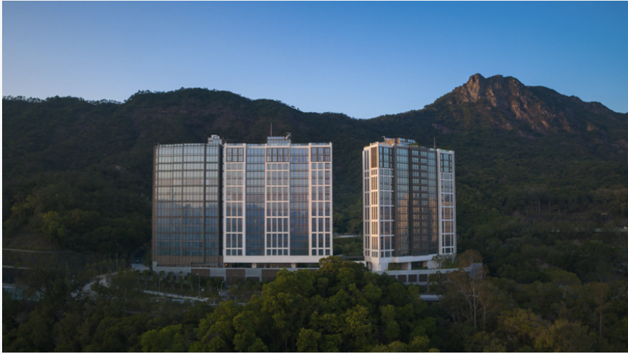 1526呎 ，总价9583万港币起