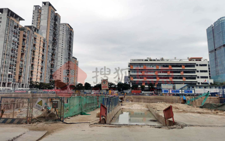 吹风价13万/㎡?万科瑧山海临前海近学校将推305套住宅(图9)